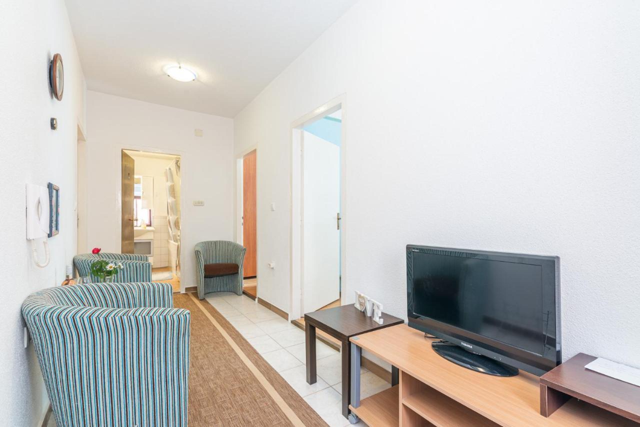 Apartman Knezevic Leilighet Opric Eksteriør bilde
